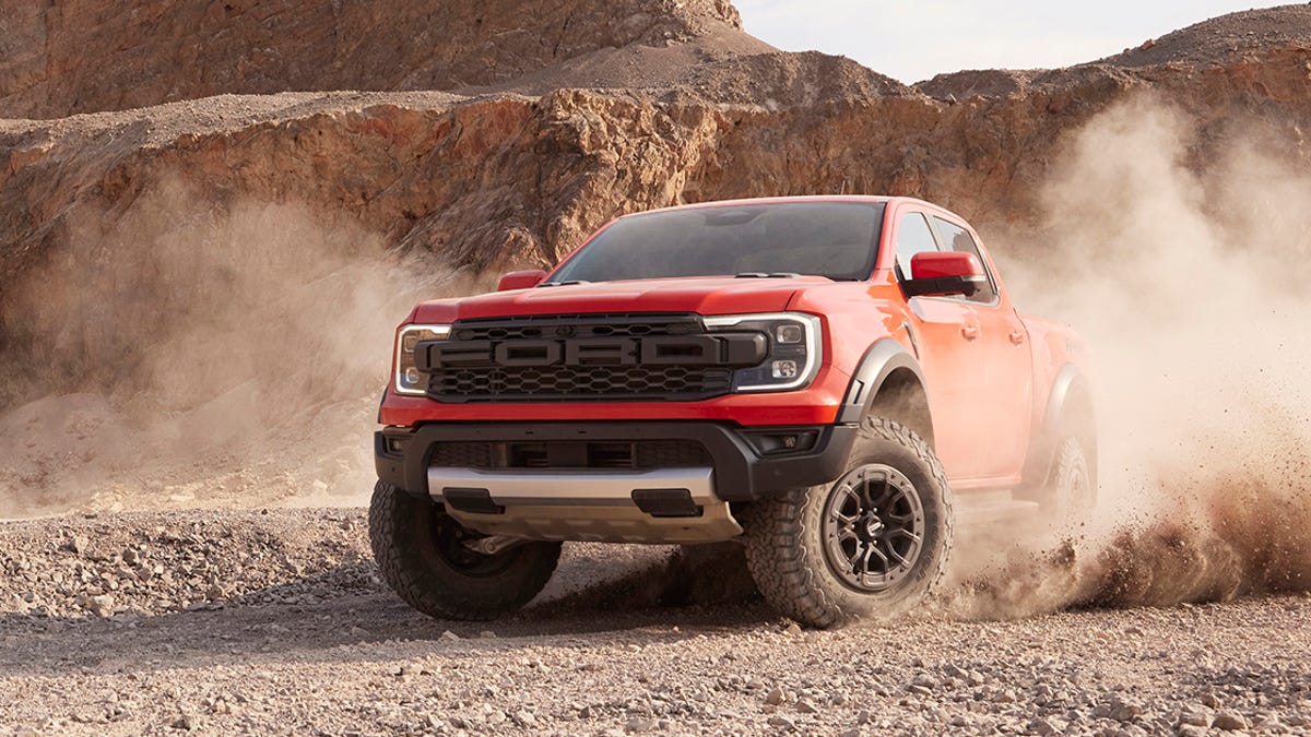 2023 ford ranger raptor peel out